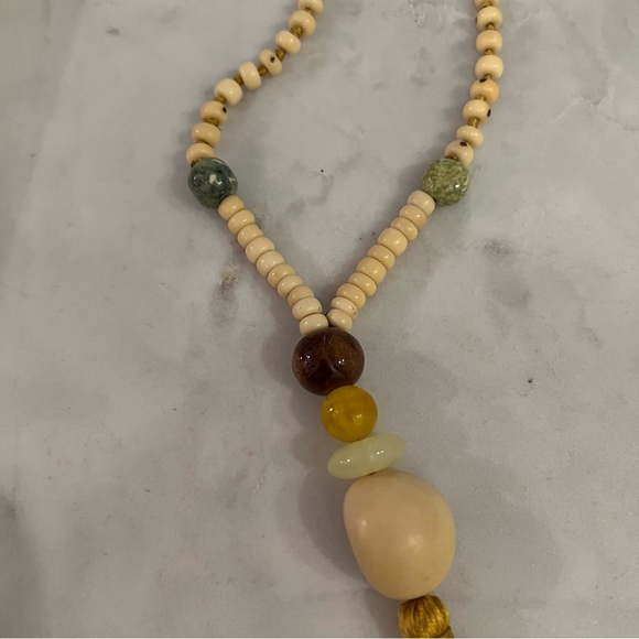 22 inch Pendant with gold fringe tassel.* like new* - Picture 5 of 8